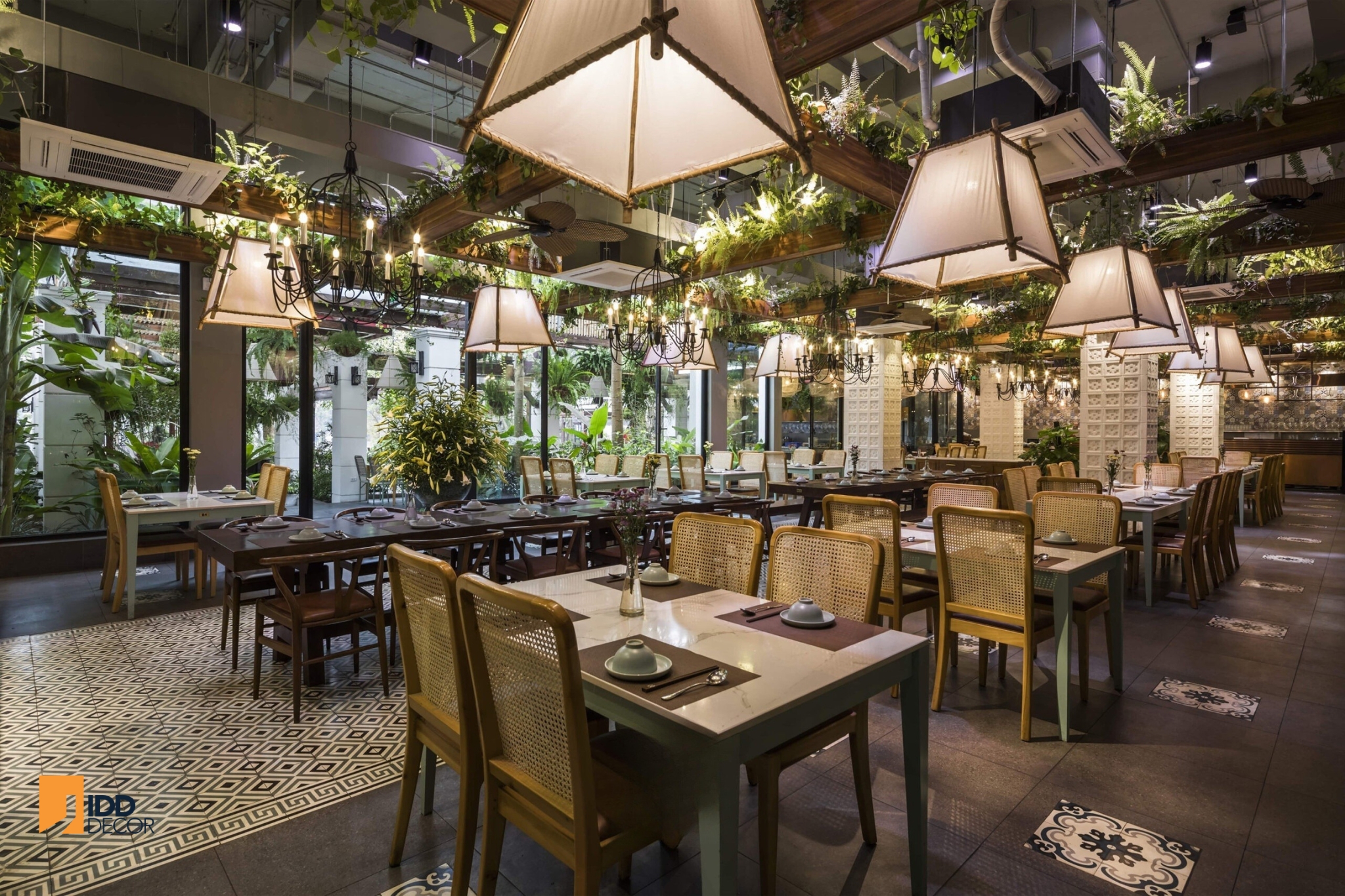 Thiết kế nội thất nhà hàng Ngon Garden - khu vực sảnh chính (Ngon Garden Restaurant Interior Design - Main Dining / Common Space – Nature & Art Fusion)