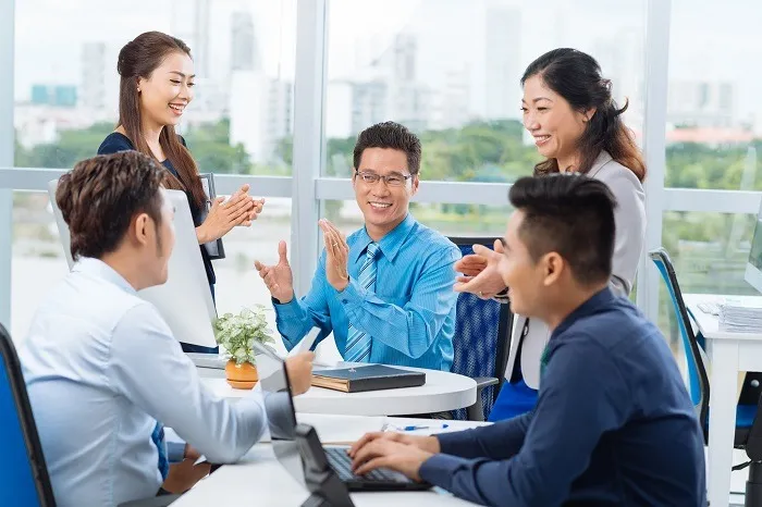 Ứng dụng phong thủy hiện đại trong thiết kế nội thất giúp cải thiện sức khỏe thể chất và tinh thần nhân viên